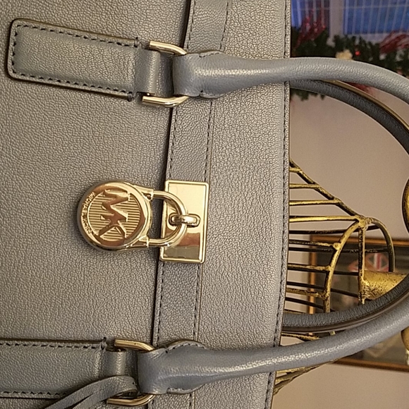 Michael Kors leather purse - Picture 2 of 8
